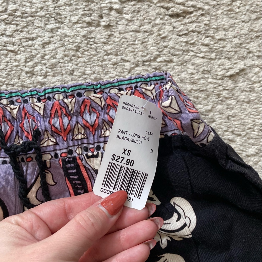 Forever 21 Multicolor Patterned Pants - Picture 4 of 4